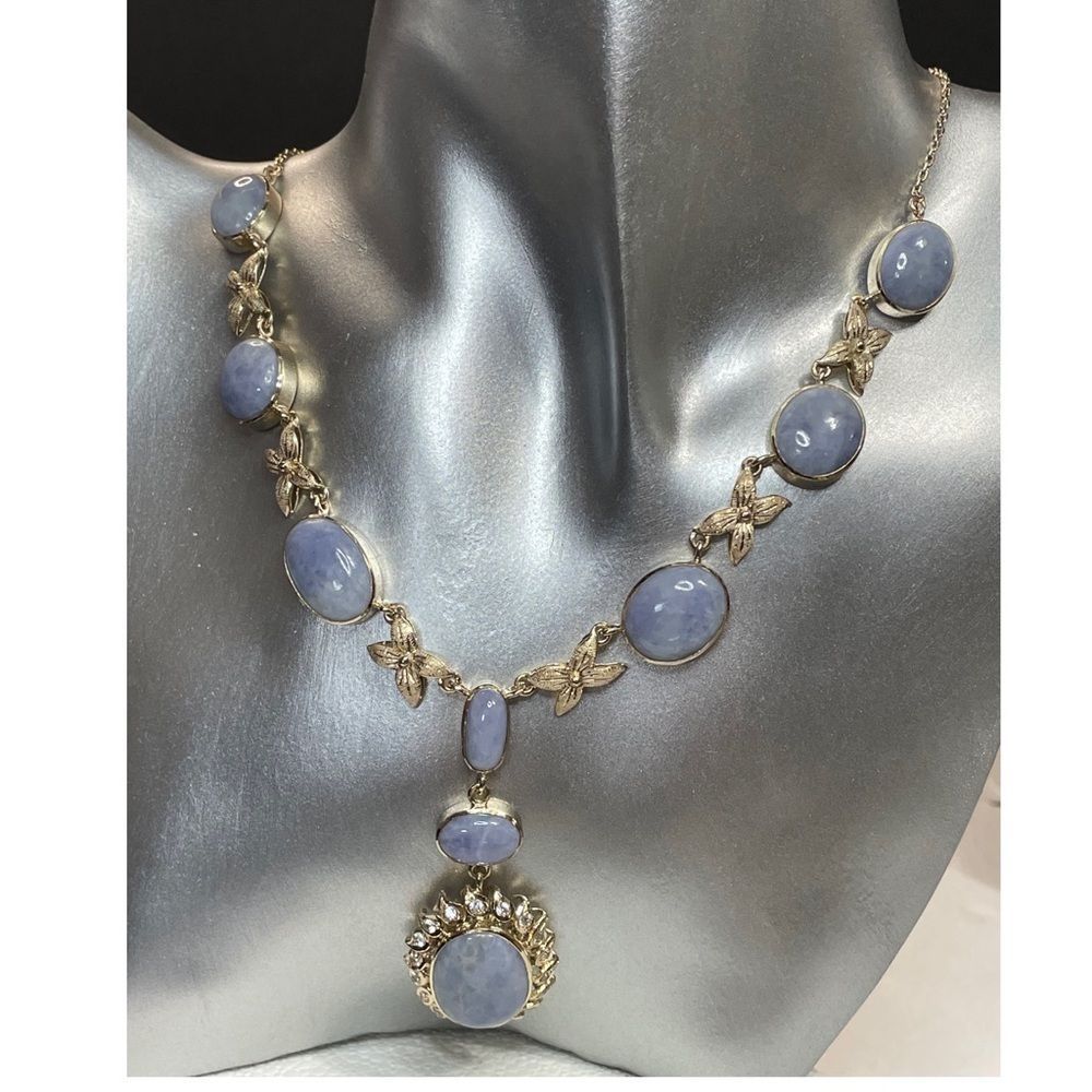 15 Karat Custom Made Oval & Round Cabochon Necklace 17” Long